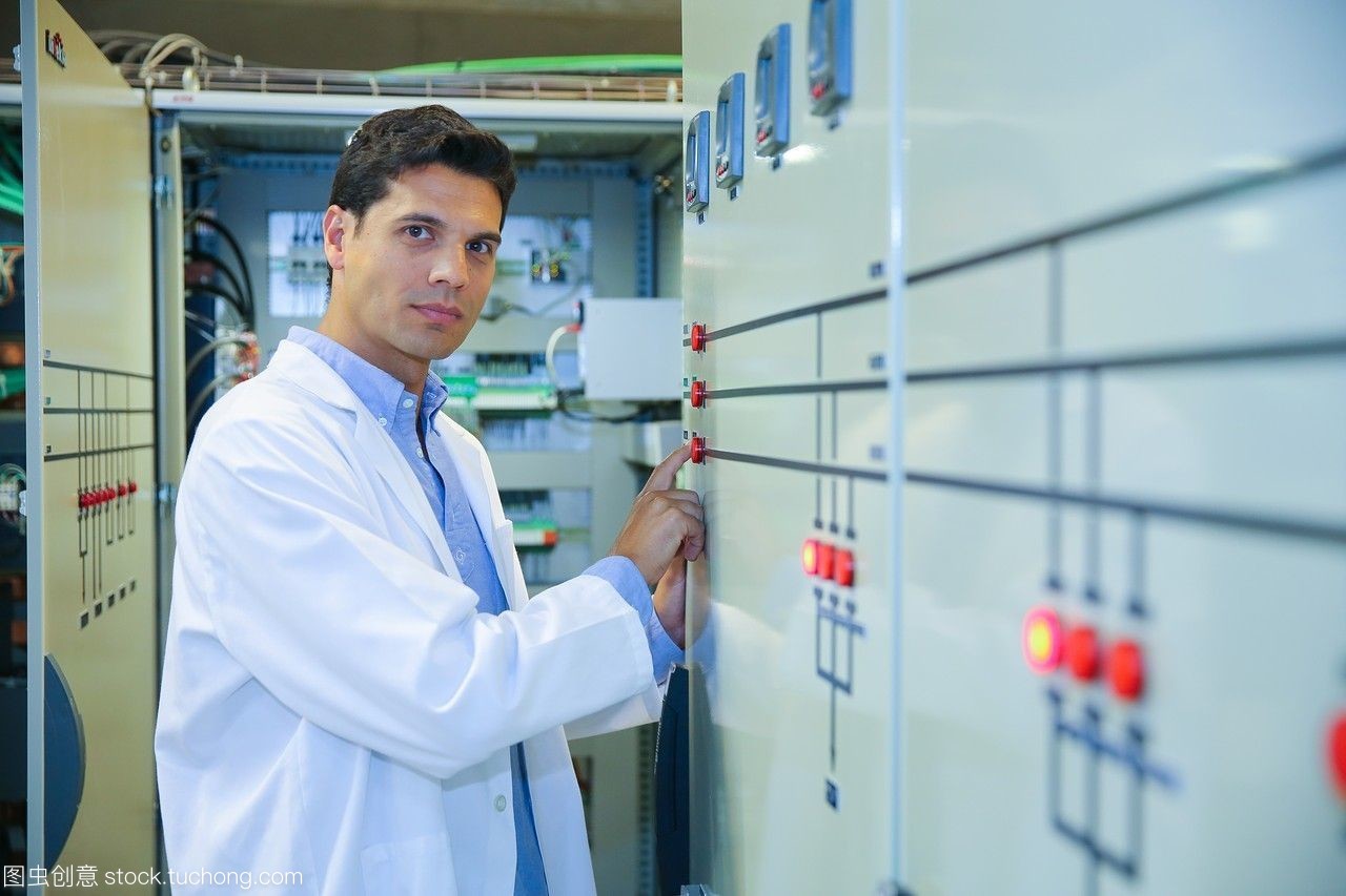 研究員。低壓微網(wǎng)絡(luò)。用于智能電網(wǎng)和智能電表的測試和證書服務(wù)。電力電子設(shè)備認證。技術(shù)服務(wù)行業(yè)。tecnaliaresearch&innovationbizkaiabasquecountry,西班牙。